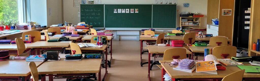 Ein Klassenraum